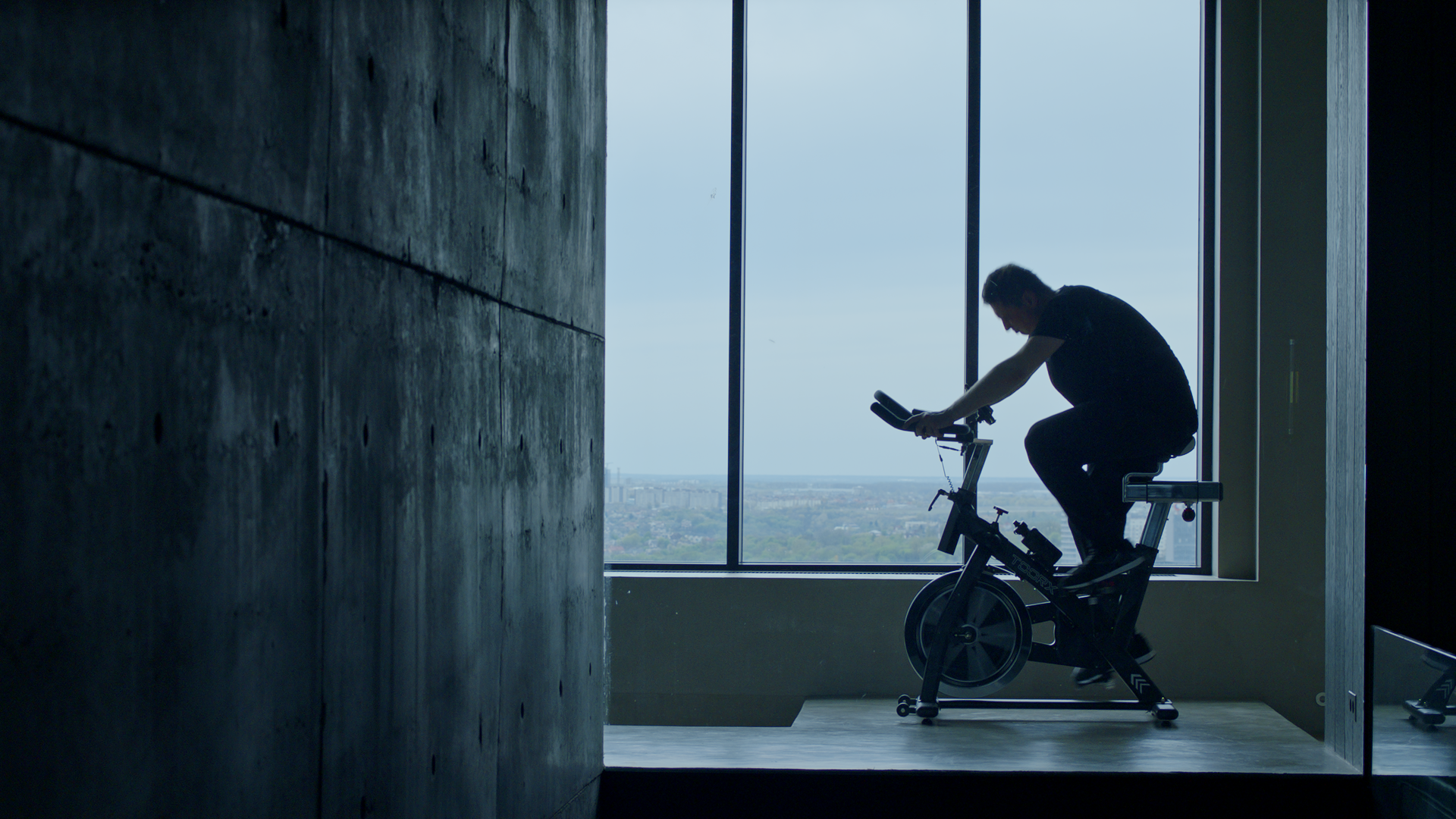 "Перші дні": що треба знати про новий український серіал на Netflix